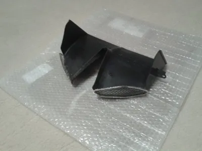 Entrée d air honda cbr 1100 xx 2001 - photo 3