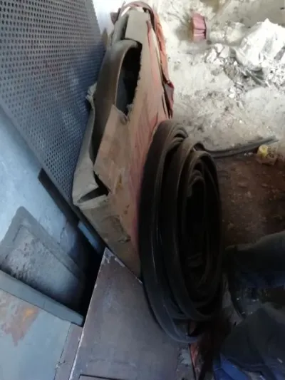 Main courante en pvc noir / gris / doré - photo 3