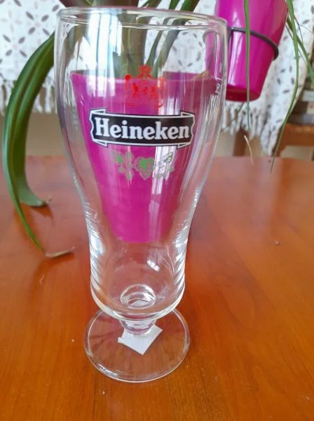 Verre à bière publicitaire heineken - Collection - Saint-Satur (18300)