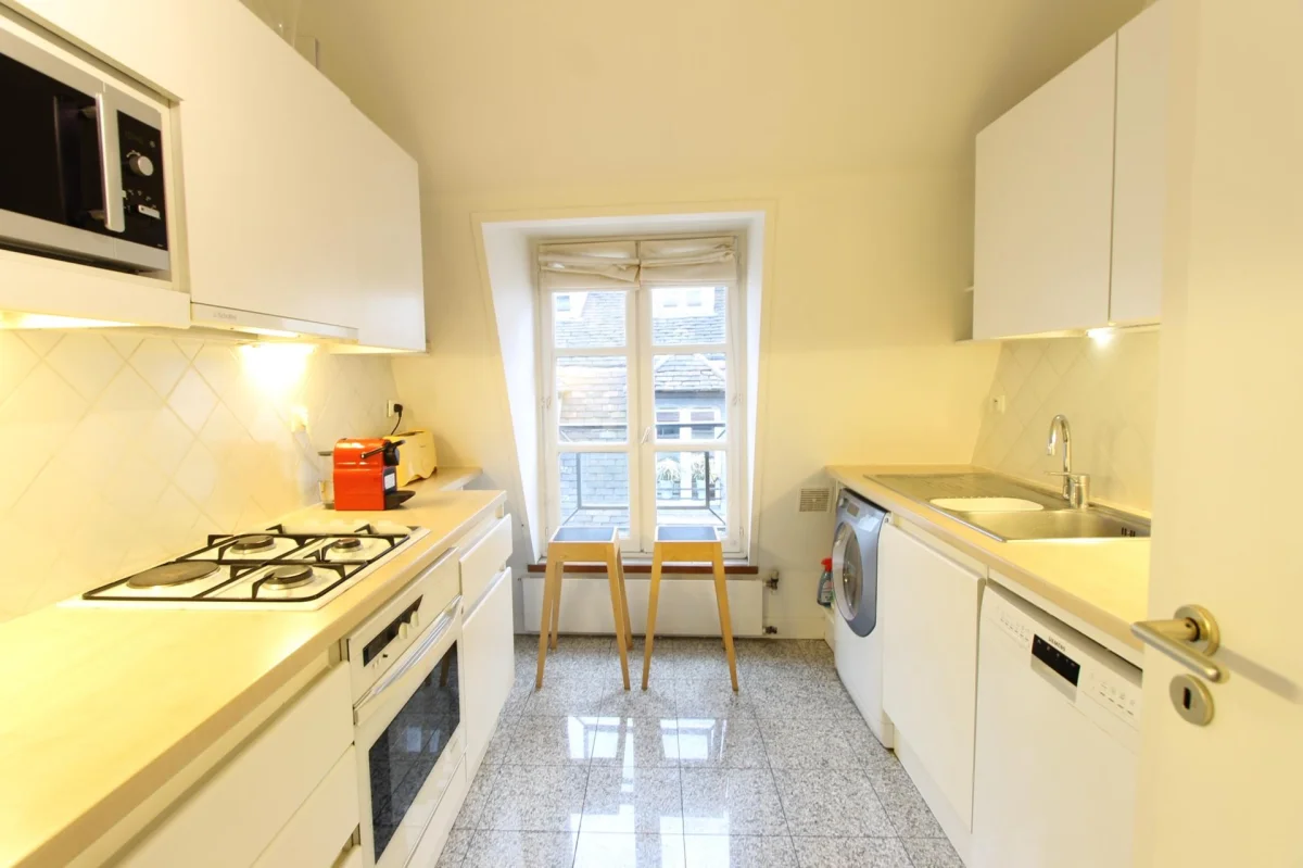 Propose gratuitement notre appartement à Paris 1er - Bricolage - Paris 1er (75001)