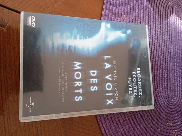 Dvd "la voix des morts" - CD, DVD & Vinyles - Saint-Satur (18300)