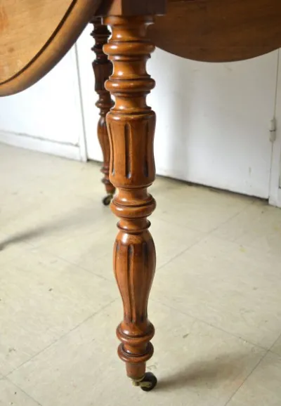 Table style louis philippe en noyer xixe - photo 3