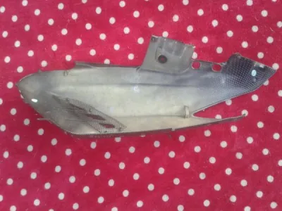 Cache droit scooter barossa 50 speed race 2008 - photo 4