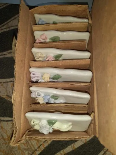 Boite de 6 portes noms en céramique - vintage - photo 4