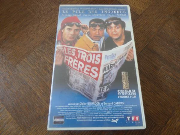 Cassette vhs "les trois frères" - CD, DVD & Vinyles - Saint-Satur (18300)
