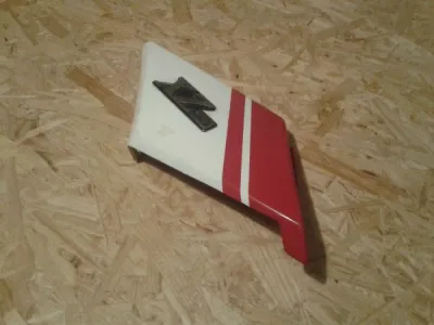 Cache latéral droit yamaha 550 xz 1985 - photo 2