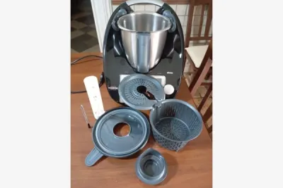 Thermomix tm6 noir. - Électroménager - Amblève (4770)