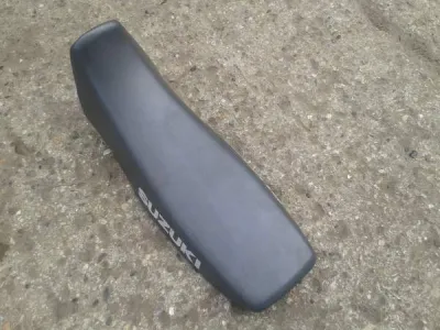 Selle grise suzuki 650 drs se 1994 - photo 4