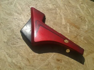 Cache latéral gauche yamaha 750 xj seca 1985 - photo 2