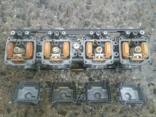 Rampe carburateur suzuki 1100 gsxr formula 1988 - Équipements Moto - Dampleux (02600)