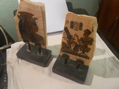 PAIRE DE PAPYRUS  SUR SUPPORT - Décoration