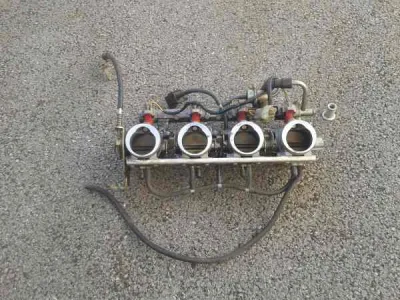 Rampe injéction suzuki 750 gsxr srad 2000 - photo 3