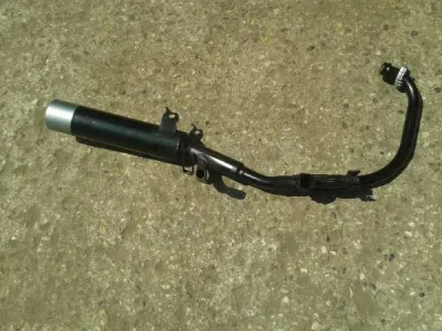 Échappement gauche neuf yamaha 600 xj 1988 - photo 2