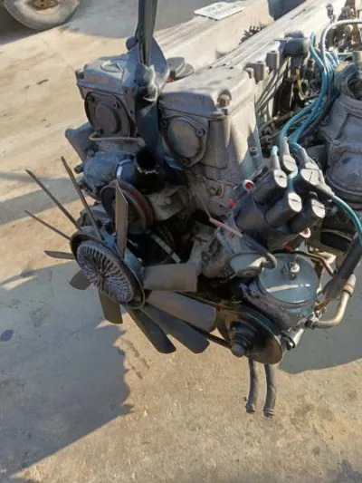 Moteur mercedes 280 se - photo 3