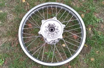roue arriere yamaha 125 dtre 1998 - Équipements Moto - Le Pré-Saint-Gervais (93310)