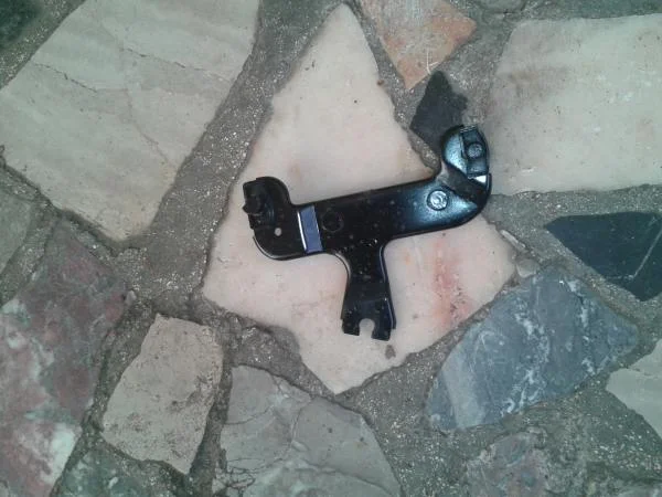 Support compteur kawasaki zx6r 1997 - Équipements Moto - Nancy (54000)