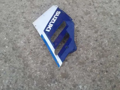 Flanc carénage gauche suzuki 750 gsxr 1988 - photo 3