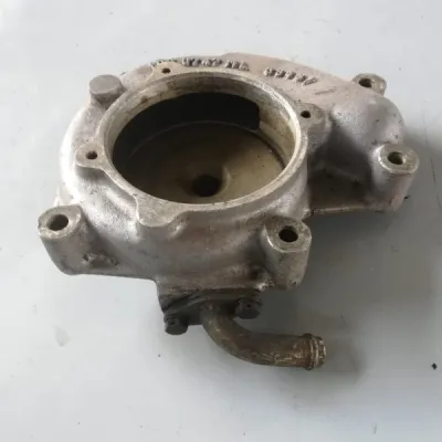 Corps de pompe à eau pour maserati quattroporte s3 - photo 3