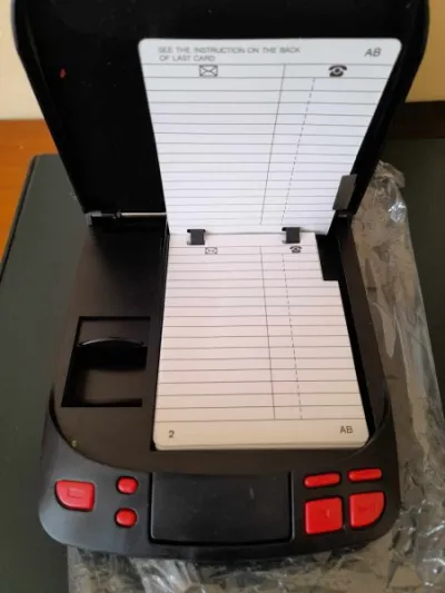 Index - répertoire téléphonique forme lecteur - Décoration - Saint-Satur (18300)