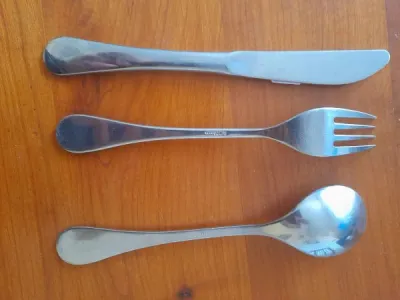 Lot 3 couverts bébé inox " les triplés " - Collection - Saint-Satur (18300)