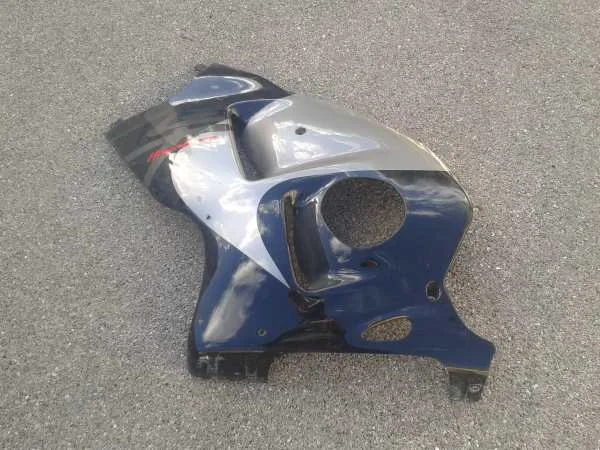 Flanc carénage gauche suzuki 1300 hayabusa 2006 - Équipements Moto - Verberie (60410)