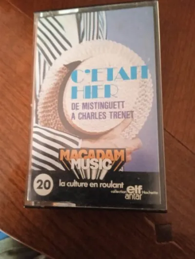 Cassette audio "c'était hier " - CD, DVD & Vinyles - Saint-Satur (18300)