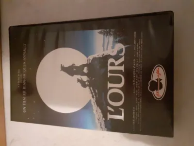 Cassette vhs "l' ours " - CD, DVD & Vinyles - Saint-Satur (18300)