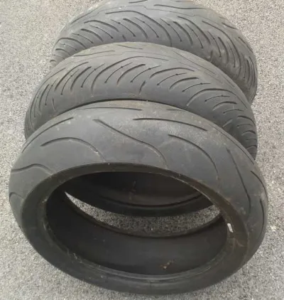 Pneus arriére michelin d occasion 180/55/zr17 - photo 3