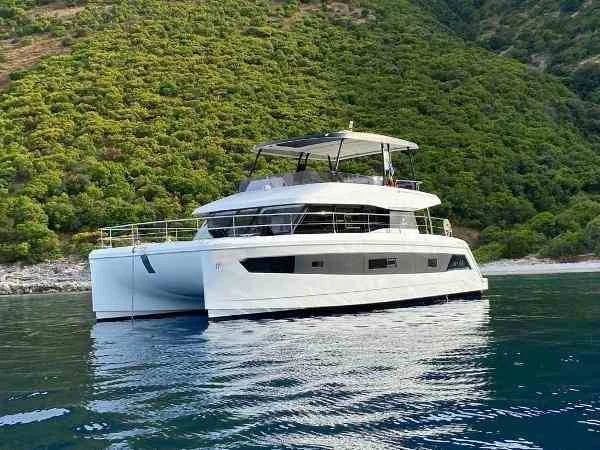 Fountaine pajot my 44 - Bateaux - Saint-Tropez (83990)