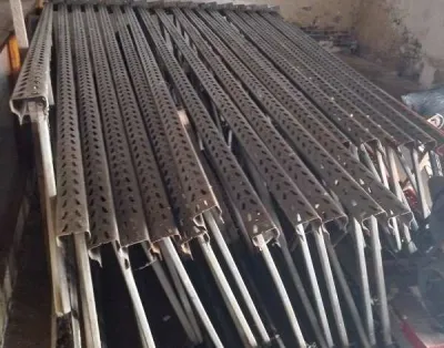 Échelles de rayonnages a palettes - Bricolage - Crépy-en-Valois (60800)