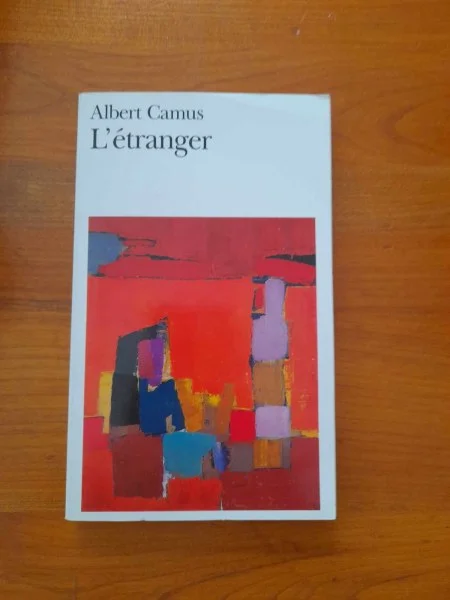 Livre l' etranger -albert camus - Livres - Saint-Satur (18300)