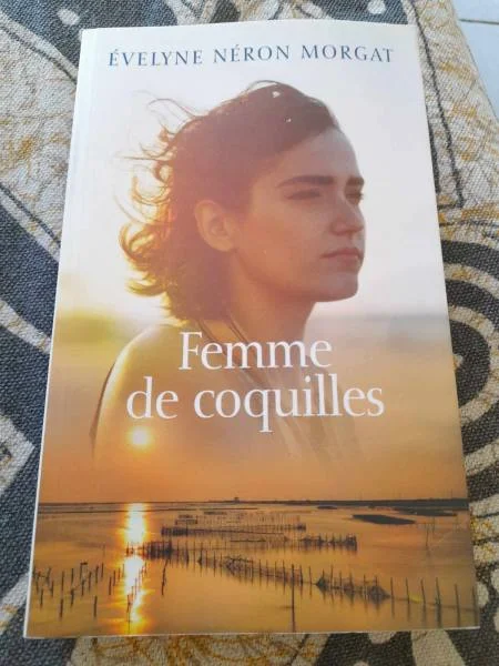 Femme de coquille - evelyne néron morgat - Livres - Saint-Satur (18300)