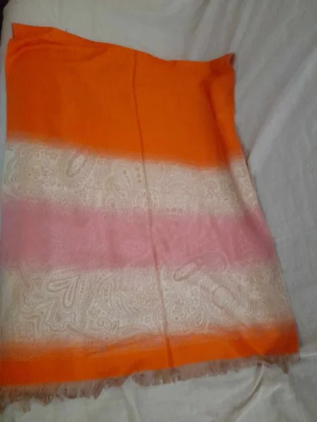 Grand foulard/ echarpe légère - Vêtements Femme - Saint-Satur (18300)