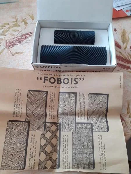 Boite de 2 peignes décoration fobois - Collection - Saint-Satur (18300)