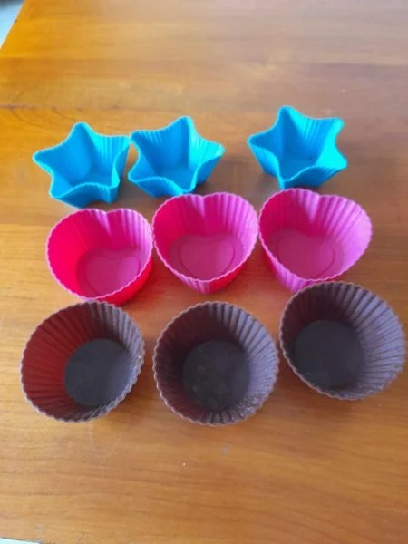 Lot 9 moules individuels en silicone - Collection - Saint-Satur (18300)