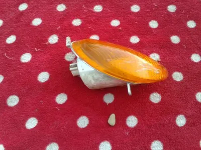 Clignotant av droit yamaha 125 majesty 2002 - Équipements Moto - Compiègne (60200)