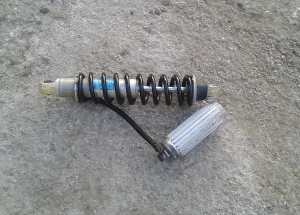 Amortisseur kawasaki 125 kx 1983 - Équipements Moto - Dampleux (02600)