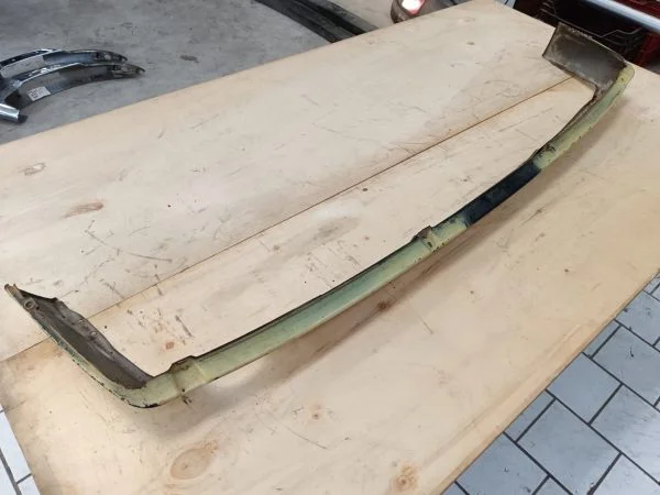 Pare-choc arrière inférieur porsche 914 - Équipements Auto - Nice (06000)