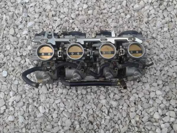 Rampe carburateur kawasaki zx9r 1998 - Équipements Moto - Le Mans (72000)