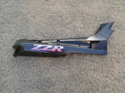 Cache latéral droit kawasaki zzr 600 1992 - Équipements Moto - Verberie (60410)
