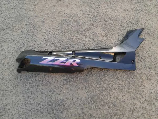 Cache latéral droit kawasaki zzr 600 1992 - Équipements Moto - Verberie (60410)