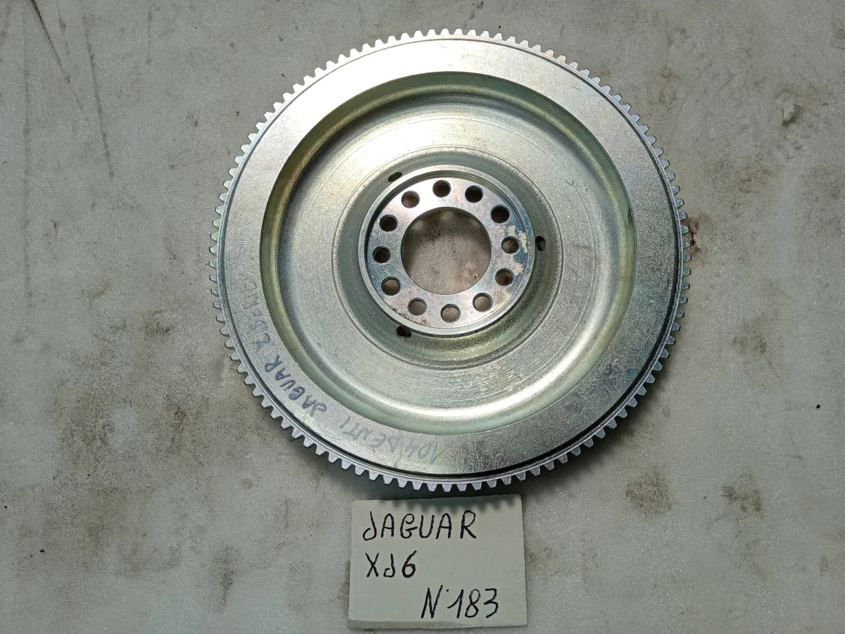 Volant moteur pour Jaguar XJ6 - Équipements Auto - Nice (06300)
