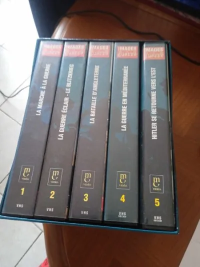 Coffret vhs " images de la guerre 39/45 " - photo 2