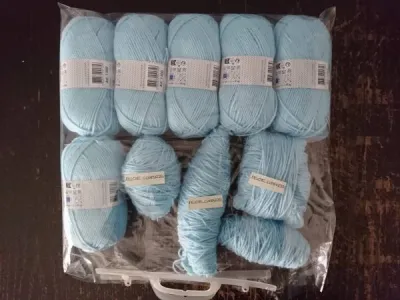 Crochets ou aiguilles ou laine neuf - photo 2