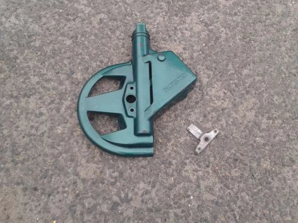 Protége disque avant suzuki 750 dr 1989 - Équipements Moto - Verberie (60410)