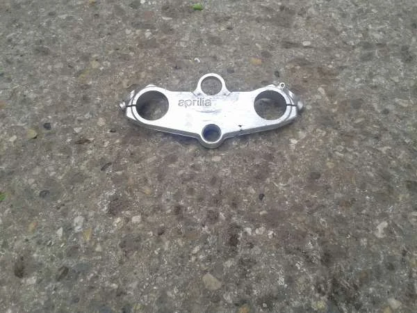 Tés supérieur aprilia 125 sinthesy 1989 - Équipements Moto - Dampleux (02600)