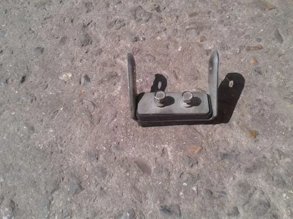Support réservoir avant yamaha 400 fzr rr 1993 - Équipements Moto - Dampleux (02600)
