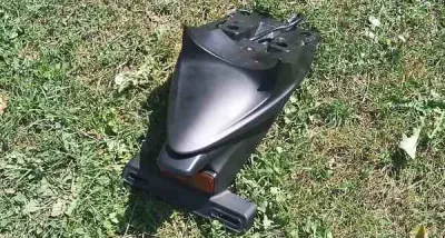 Garde boue arriére kawasaki z 900 rs 2025 - photo 3