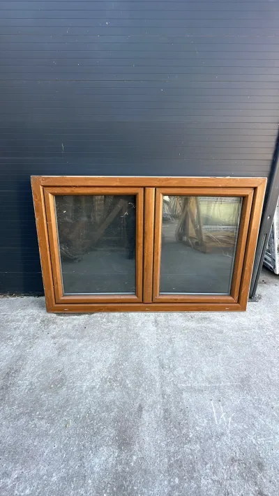 Fenêtre pvc blanc intérieur//chêne doré extérieur - Bricolage