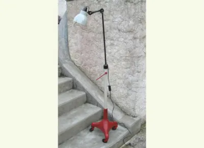 Lampadaire industriel de garage vintage - Décoration